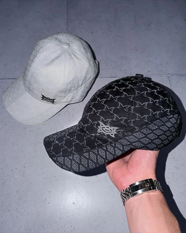 MERTRA x Umbro Reflective Cap Black & GREY MERTRA x Umbro Reflective Cap Black & GREY